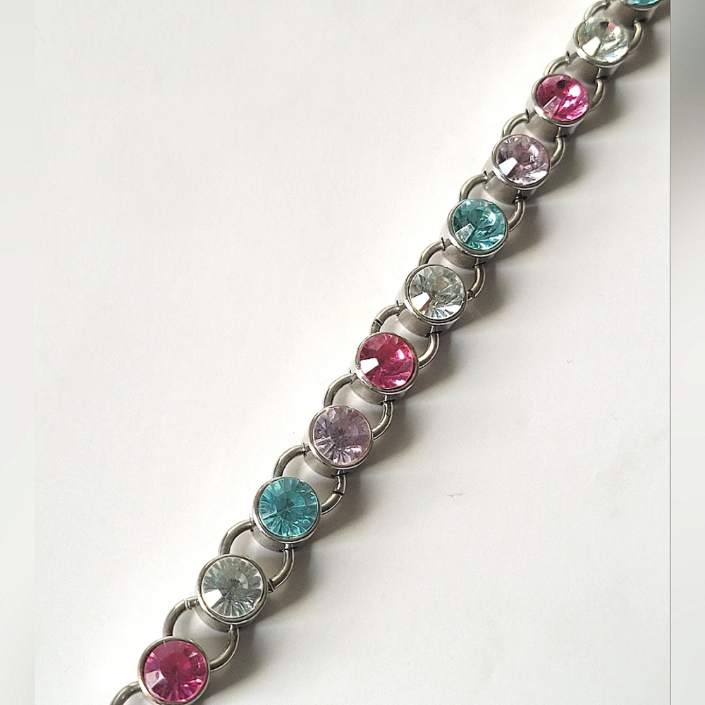Hello Kitty Sanrio Enamel Charm Multicolor Rhinestone Tennis Bracelet - Picture 5 of 6